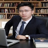 The "CEO Lê Hoàng Vinh" user's logo