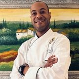 The "Chefdeserene" user's logo