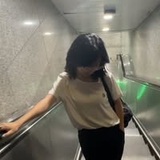 张逸