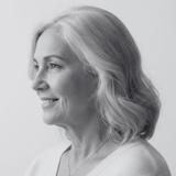 The "Eva Allen" user's logo