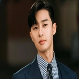 The "Hoàng Nguyễn Luis" user's logo