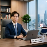 The "CEO - Hoàng Phong Nguyên" user's logo