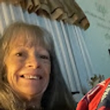Laraine Holland