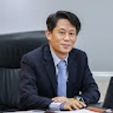 The "Trương Ngọc Minh" user's logo