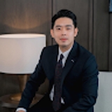 The "Minh Tuấn" user's logo