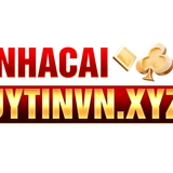 The "CẬP NHẬT VÀ TỔNG HỢP NHANH" user's logo