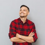 The "Rizky Saputra" user's logo