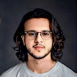 Umair Abbas (Young Christopher)