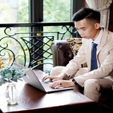 The "Văn Tài" user's logo