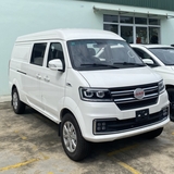 The "Xe tải Van Phú Tài Auto" user's logo