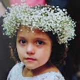 The "Emilly Vitoria" user's logo
