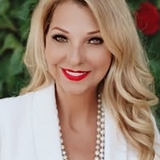 The "Denise Brilliant" user's logo