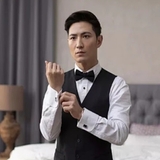 The "ceohenrynguyen" user's logo