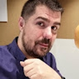 The "Alberto Suárez" user's logo