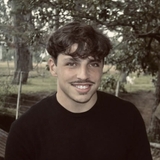 The "Julian Moscoloni" user's logo