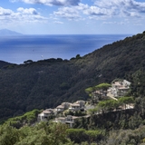 The "LE_CAVIERE_RESORT_ELBA_ISLAND" user's logo