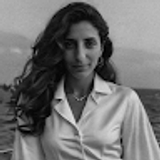 The "Farah Naser" user's logo