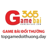 The "Top game bài đổi thưởng" user's logo